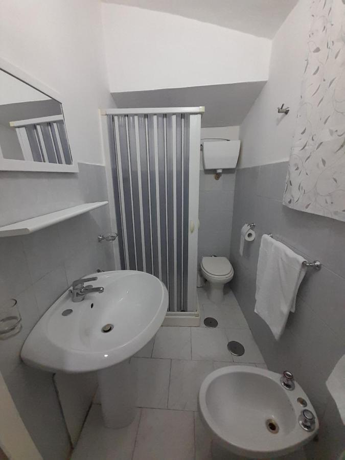 Duomo Home نابولي المظهر الخارجي الصورة
