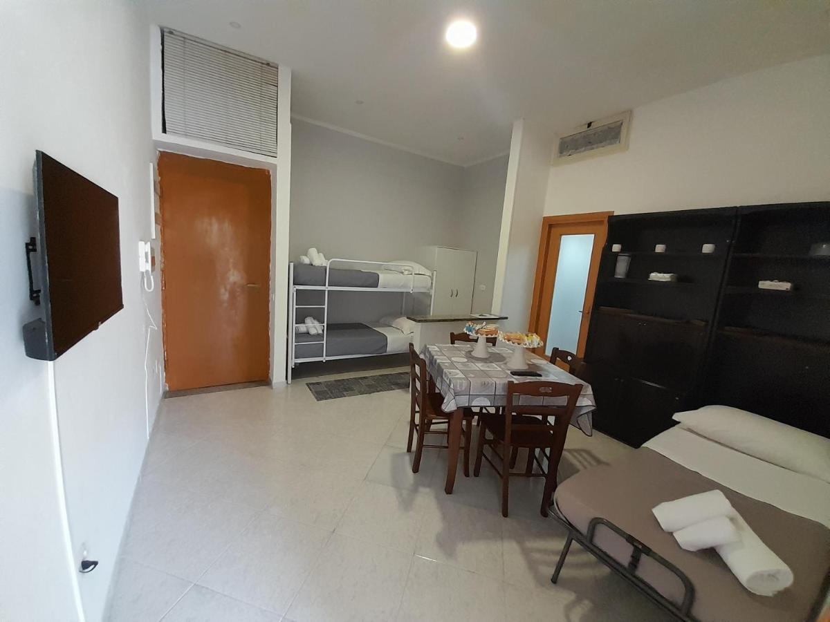 Duomo Home نابولي المظهر الخارجي الصورة